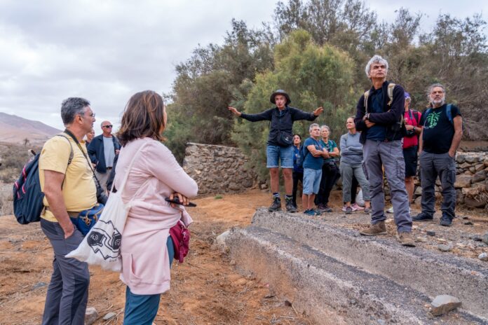 CAMA 2023 concluye con éxito con una suelta de pardelas y una visita al palmeral de la madre del Agua